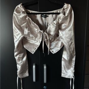 NEW Pretty Little Thing Beige Pink Satin Crop Long Sleeve Top - Women 10